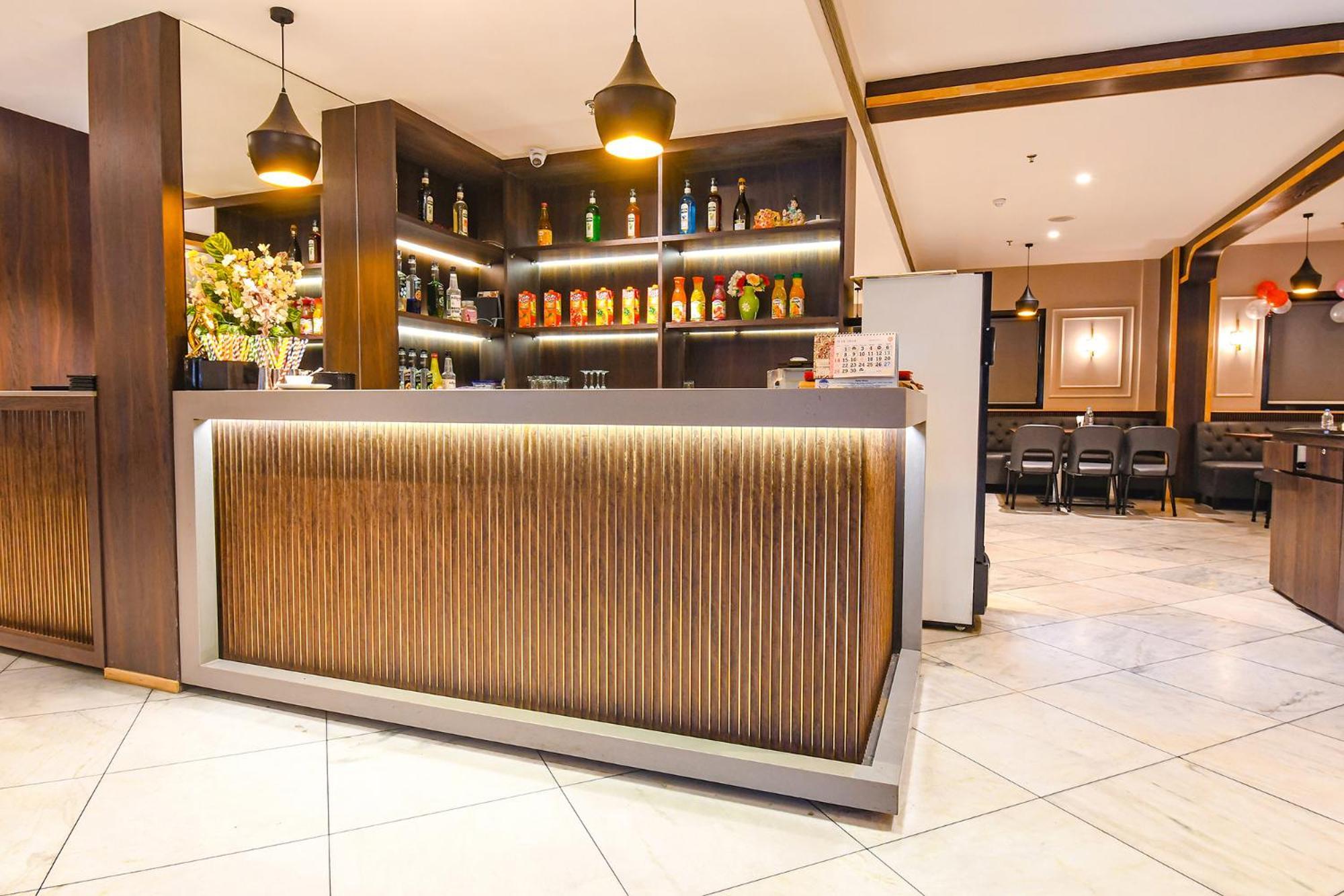 Fabhotel Kitchen Q Inn - Belaghata Колката Екстериор снимка