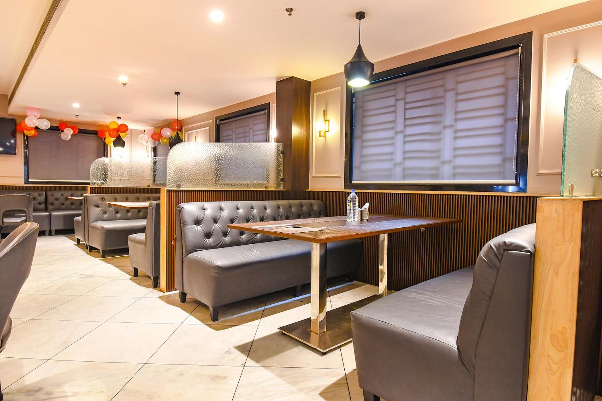 Fabhotel Kitchen Q Inn - Belaghata Колката Екстериор снимка